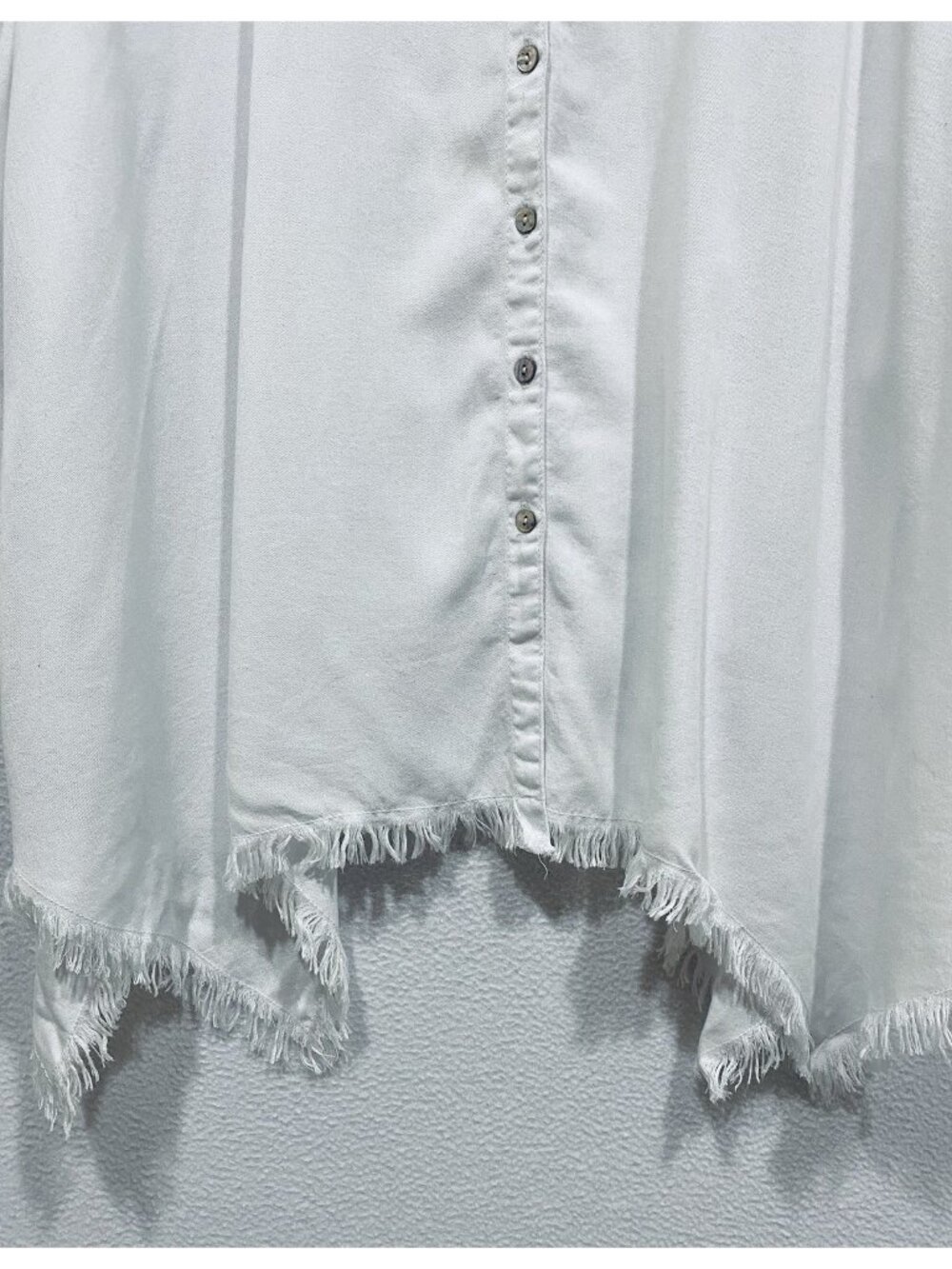 Hester and Orchard Top Womens 1X White Button Up Fringe Hem Tencel Boho Beachy - Picture 3 of 8